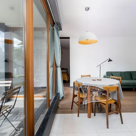 Jesionowa Homely With Garden