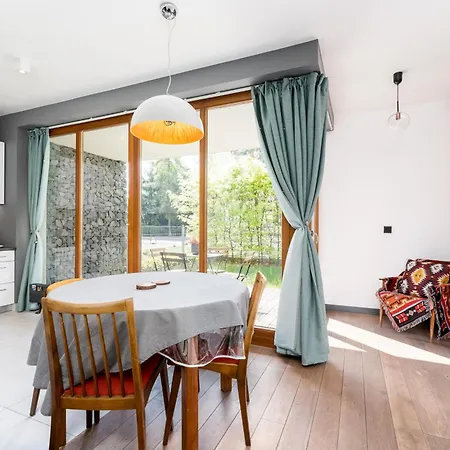 Jesionowa Homely With Garden *